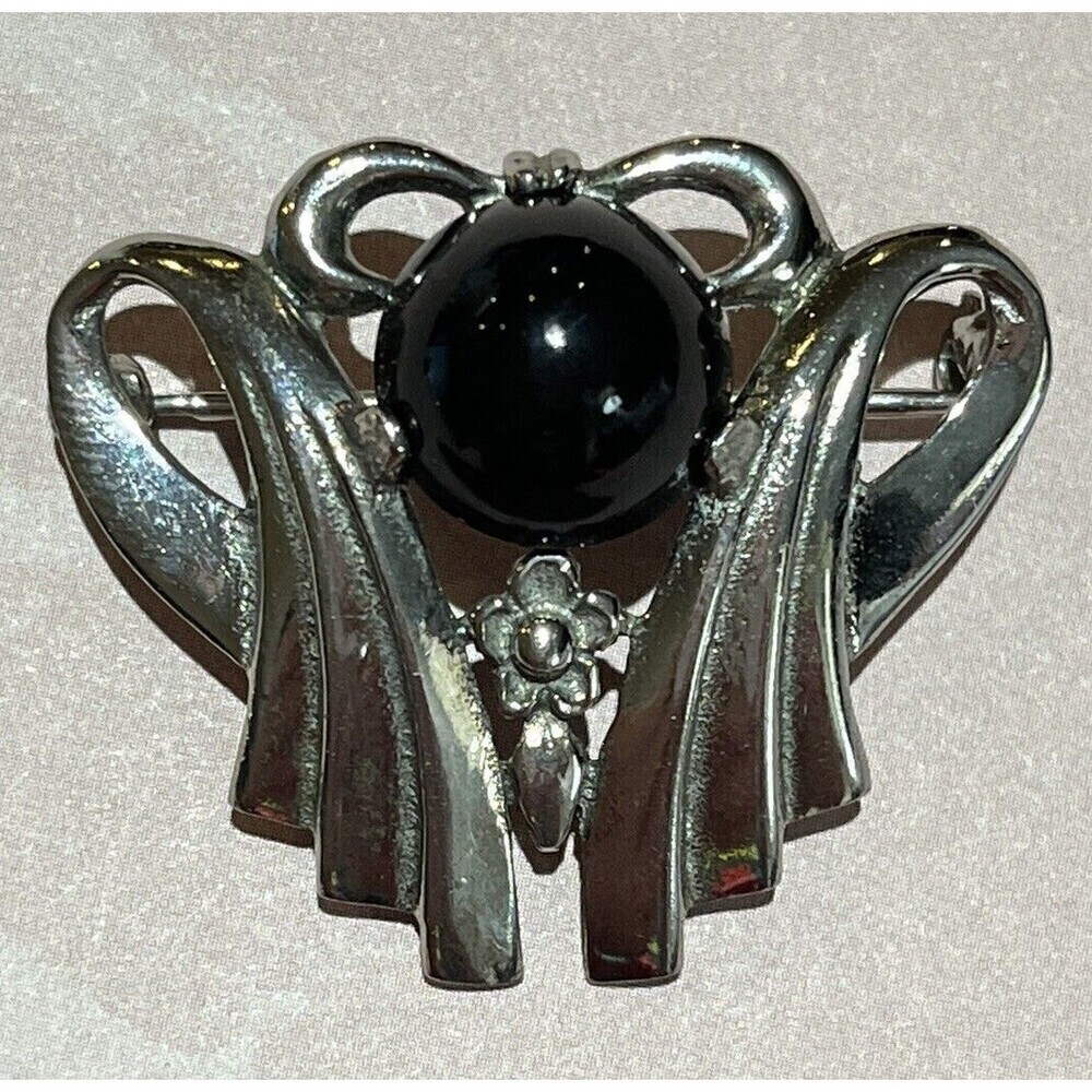 Vintage Brooch/Pin Sterling Victorian Goth Black Onyx Floral Art Deco Design